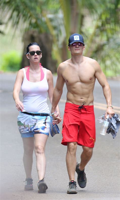 hot pics of katy perry|Katy Perry Shows Off Her Hot Bikini Body in Mexico:。